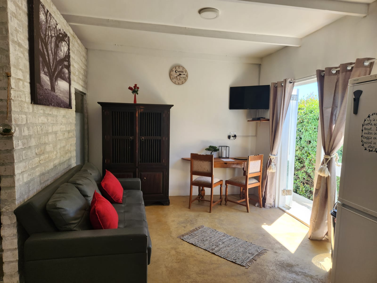 WhatsApp Image 2025-02-19 at 20.28.52_82af4e1e